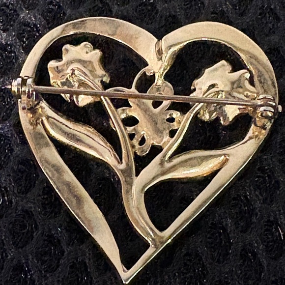 Vintage Heart Floral Brooch with Pink Rhinestones & Butterfly Accent - Picture 4 of 8